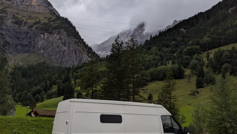 Honkey Tonk ✨ – Campervan Ford a 2 posti letto dal 2026