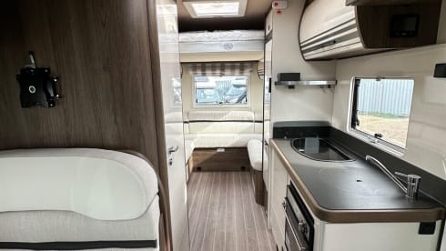 Tex – Brand New Luxury Rear Lounge Motorhome