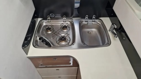 C29 – 4p Dethleffs semi-integrated from 2017