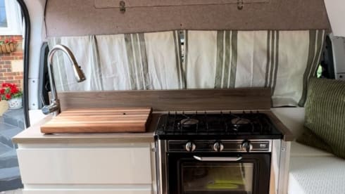 Fern the Ford Transit – 🚐✨ Meet Fern – Your Home on Wheels for the Ultimate Getaway! ✨🚐