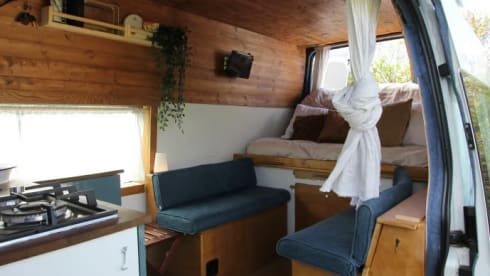 Zack  – 2-Bett-Ford-Bus von 2010