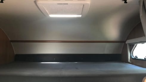Beautiful, spacious camper with heating and air conditioning