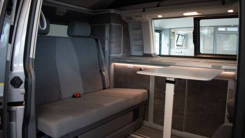Bulli – 4p Volkswagen T6 California Ocean campervan from 2020