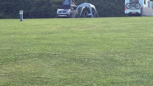 KOJI – 4 berth Volkswagen campervan from 2016