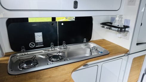 Obi-Van – 4 berth VW Star Wars Themed Lifted 4 x 4 Campervan