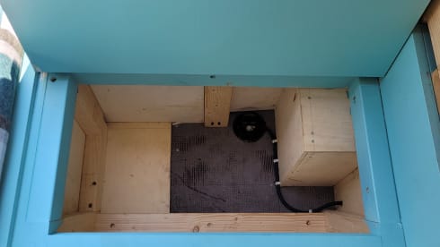 Surfisbus – Sustainable Crafter for 2 + 1 (a baby or child)