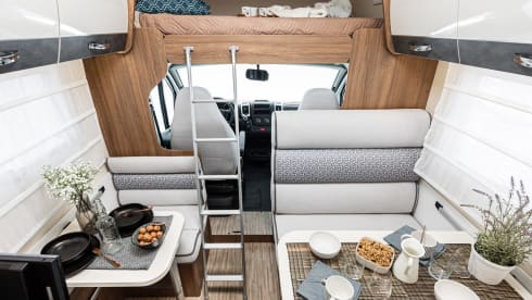 ITA CAMPER – New Overcab Camper - 6 Seats