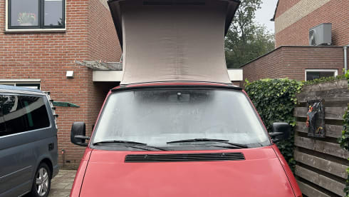 Roderick  – 2p Westfalia bus from 1995