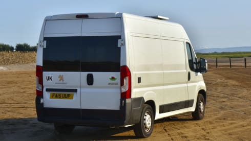 Sahara – Beautifully Handcrafted Off-Grid Ready MWB Campervan