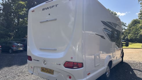 John – Swift Voyager 564A High-end motorhome designed for up to four people
