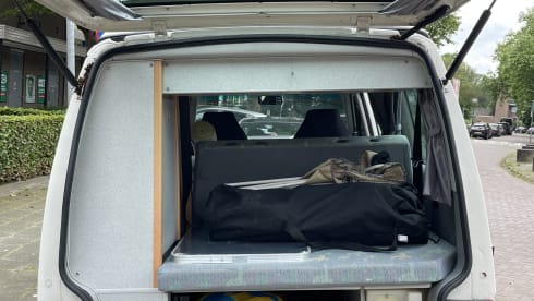 4p Volkswagen campervan uit 1995