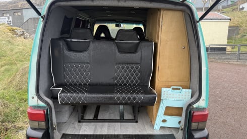 Rick – Camper Volkswagen a 2 posti letto del 1998 (assicurazione inclusa) 