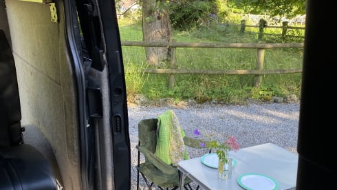 Bespoke campervan for wild adventures in all seasons <3