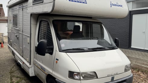 De vrijbuiter – Fiat 5p alcôve à partir de 2000