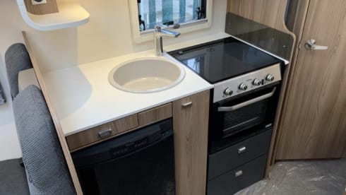 Valerie – 4 Berth Swift Escape