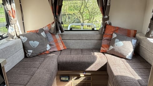 Maggie – Peak District Escape - 4 Berth