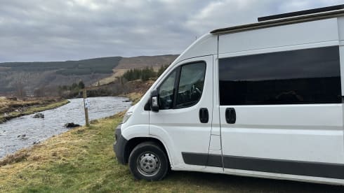 Sparrow_The_Van – 3 berth Peugeot campervan 