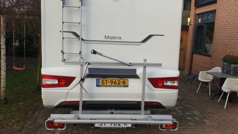 Luxury Adria camper with automatic transmission and air suspension!