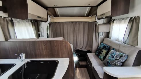 Fabulous super-equipped camper