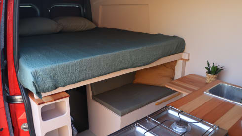 Reddy – Unique DIY Mercedes Sprinter