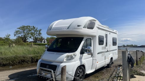 BARRY – 4 berth Fiat bessacar from 2009
