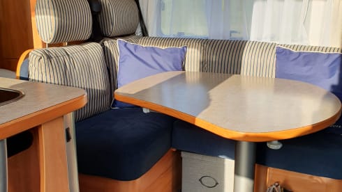 luxury hymer B514 with XXL garage