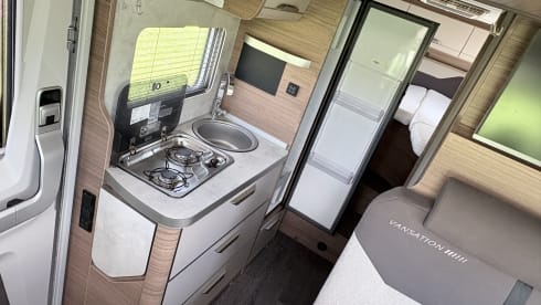 Belle caravane Knaus pour 4 personnes