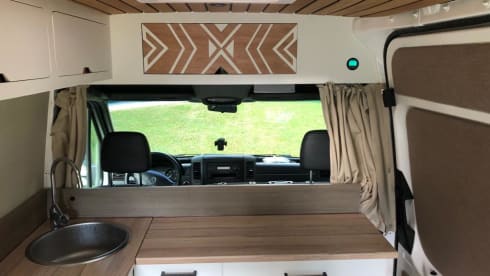 Bennie – 2p Mercedes-Benz bus from 2006