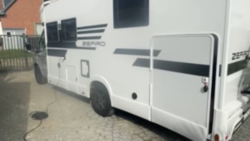 Van Put on the road – 4p Roller Team semi-integrated from 2026