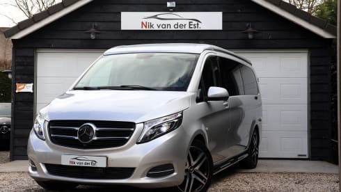 4p Mercedes-Benz campervan uit 2018