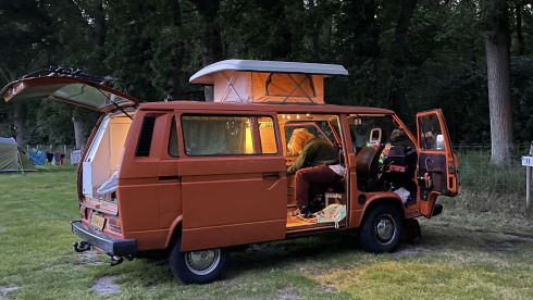 Toby – 2p Volkswagen bus from 1983