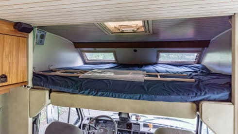 The Dude – Awesome retro camper from 1990