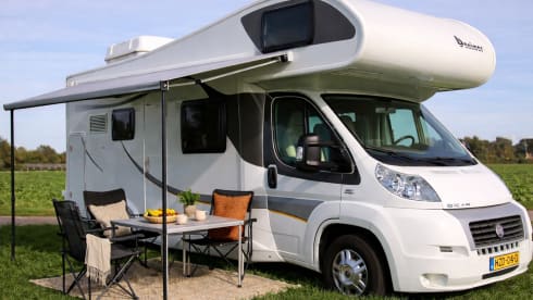 7p Hymer alcove from 2012