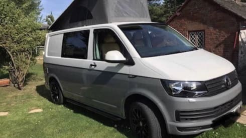 4 berth Volkswagen bus from 2019