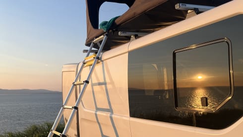 Disco Bus  – Custom Vauxhall Vivaro with Roof Tent 