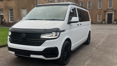 Maggie  – 4 berth Volkswagen campervan from 2023