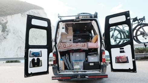 Busje – Self-build camper van for your outdoor adventures! 
