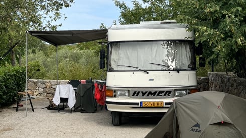 4p Hymer integrated from 1990