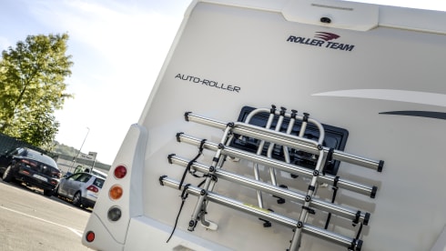 NXD – AutoRoller 707 Large Living Area Layout 4 Person 