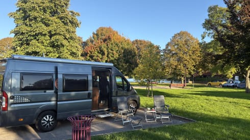 Campscout (By Pössl) with twin beds and bike carrier for electric bikes 
