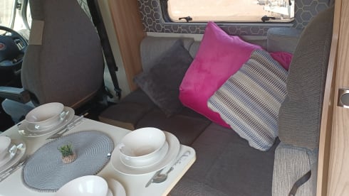 Escape motorhome  – 5 berth Fiat semi-integrated from 2017