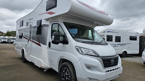Luke – 2024 Rimor Seal 50 6 fixed berth motorhome