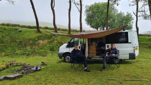 Milo – Milo - 2 berth campervan from