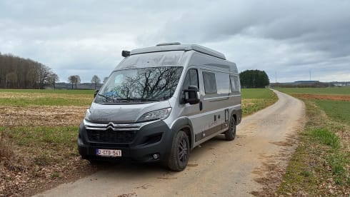 Vanny – Pössl Summit 640 2022
