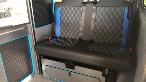 Galli 2.0 – 4 berth Ford Camper with Skyline Roof