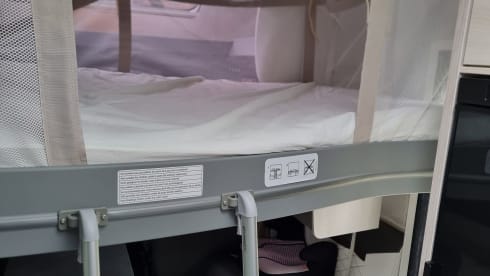 Kampergeluk – Beleef jouw uniek avontuur met onze 4-persoons automaat camper