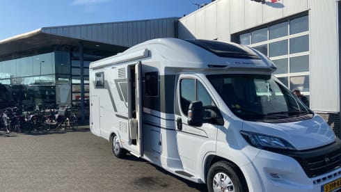 Second home – 4p Adria Mobil semi-integrated from 2023