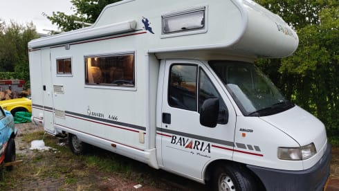 De Camper – Fijne Ruime Fiat Bavaria 7p met XL luik