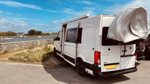Luxury off grid Volkswagen LWB Crafter 2020 (3 berth)