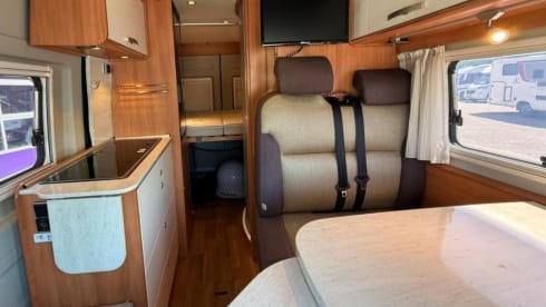 4p Hymer bus uit 2019